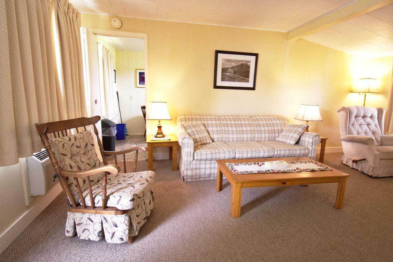 Lakeview Lodge And Cottages Cavendish Bagian luar foto