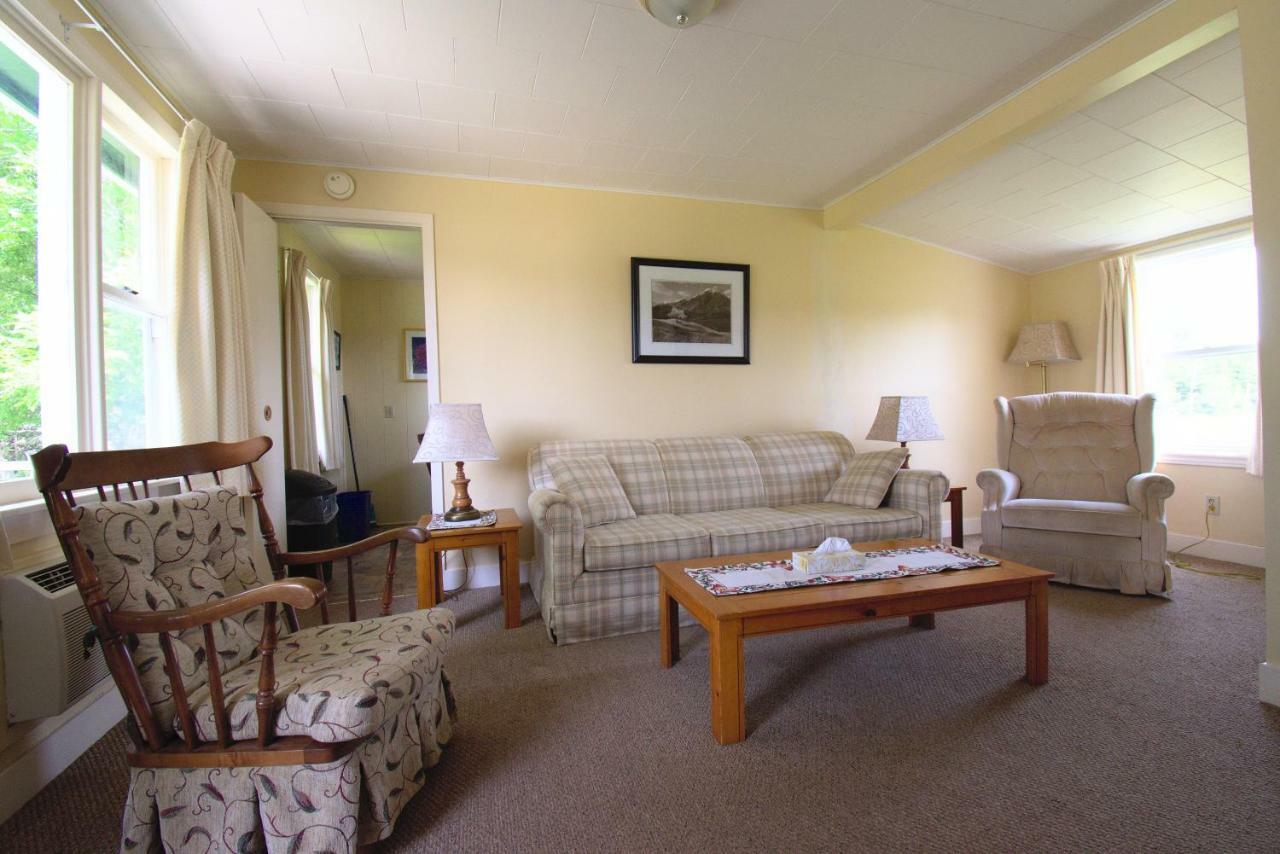 Lakeview Lodge And Cottages Cavendish Bagian luar foto